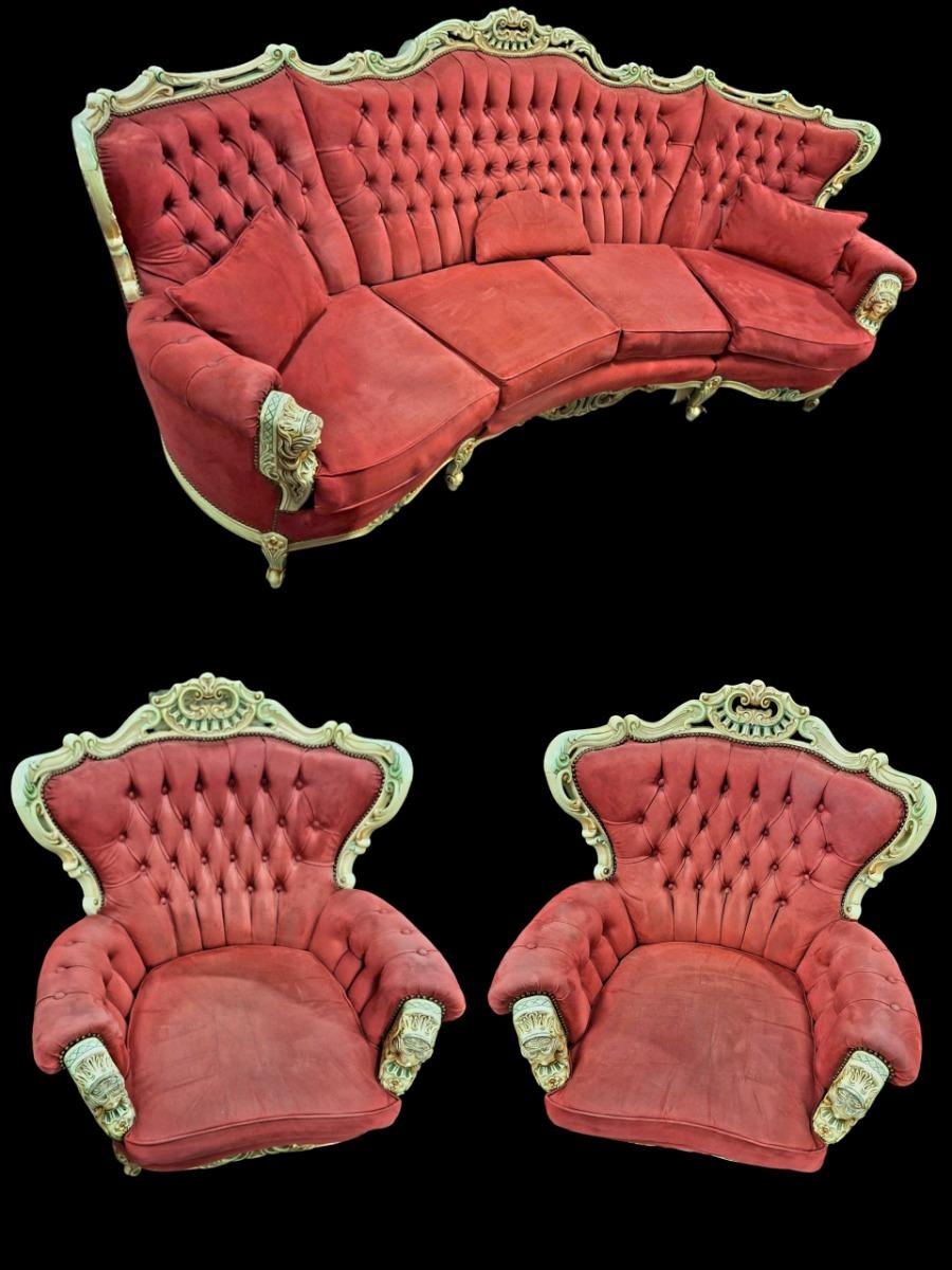 A decorative sofa set in Louis XV style.