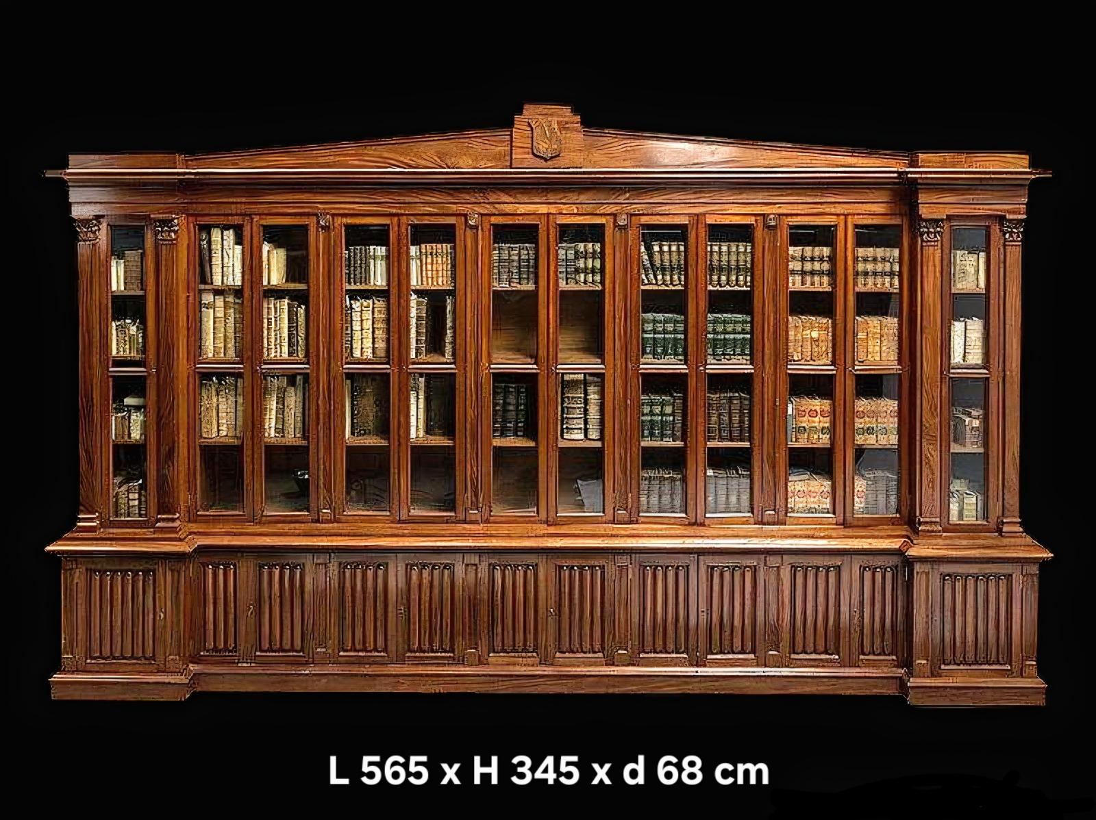 A very impressive and monumental 19 century Irish bookcase in Mahogany.