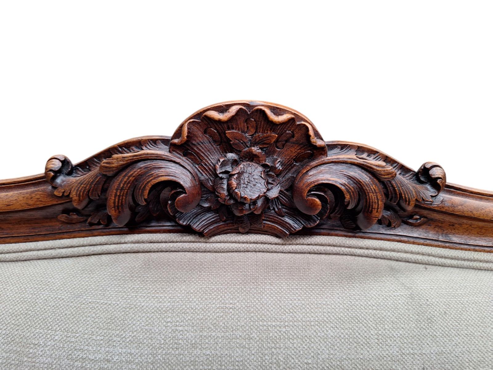 A very nice pair of walnut armchair in Louis XV style.