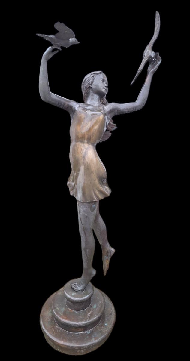 Dancing girl in bronze.