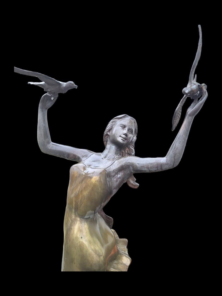 Dancing girl in bronze.
