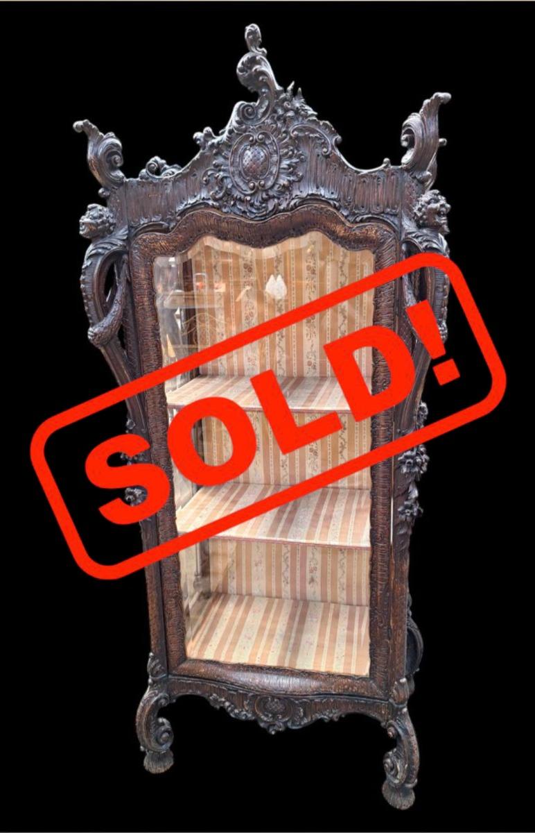 Display cabinet