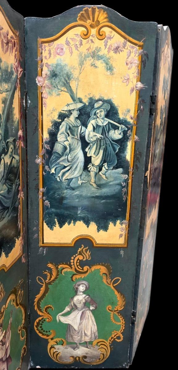 Folding screen