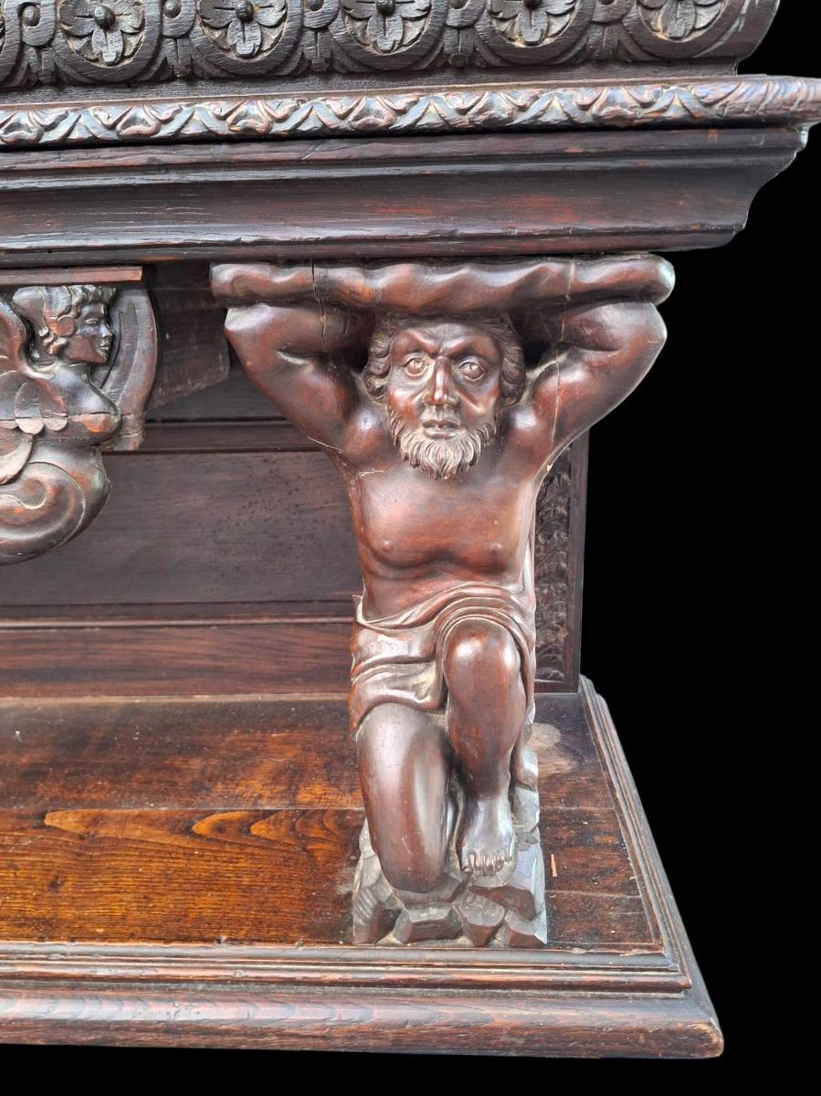 Italian cabinet 