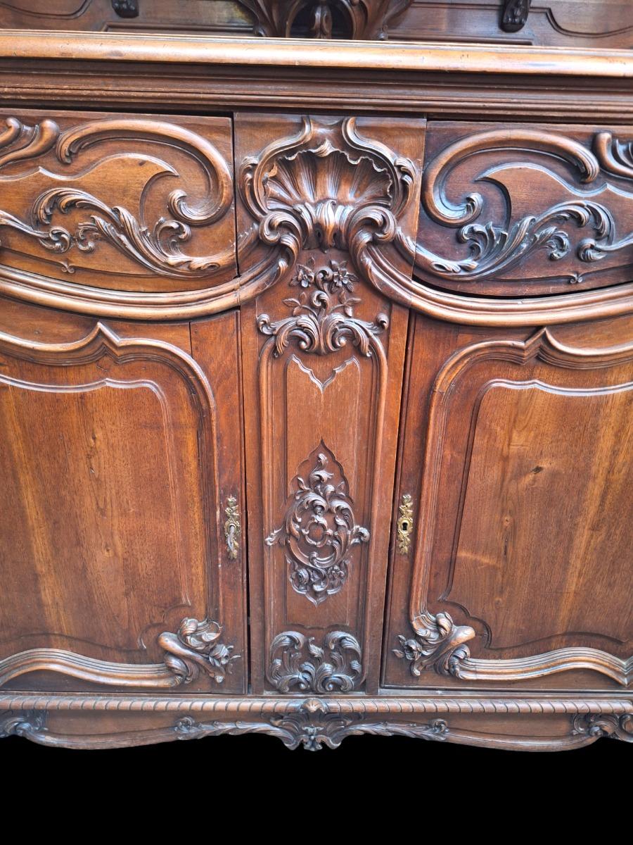 Pair of wallnut cabinets. TOP quality!!