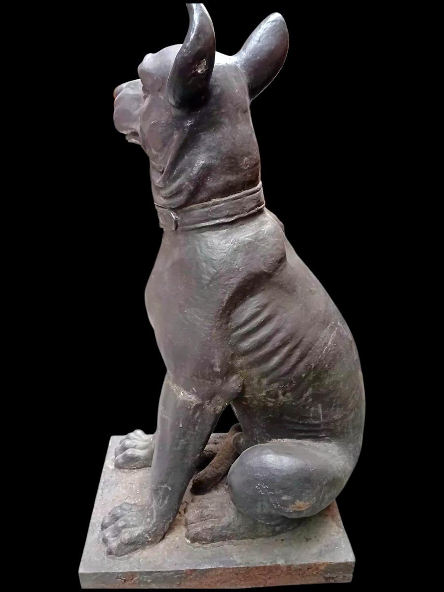 Pair of cast iron dogs