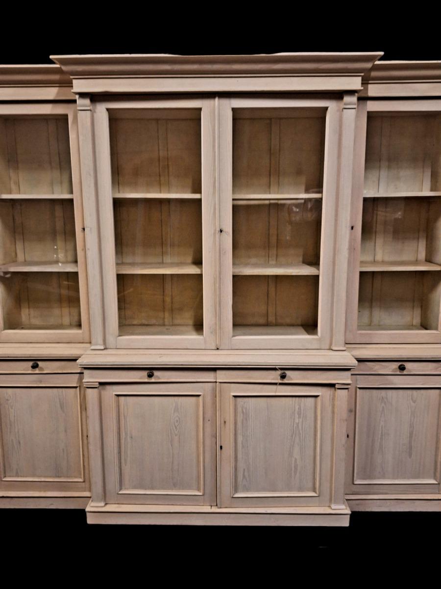 Pine cabinet