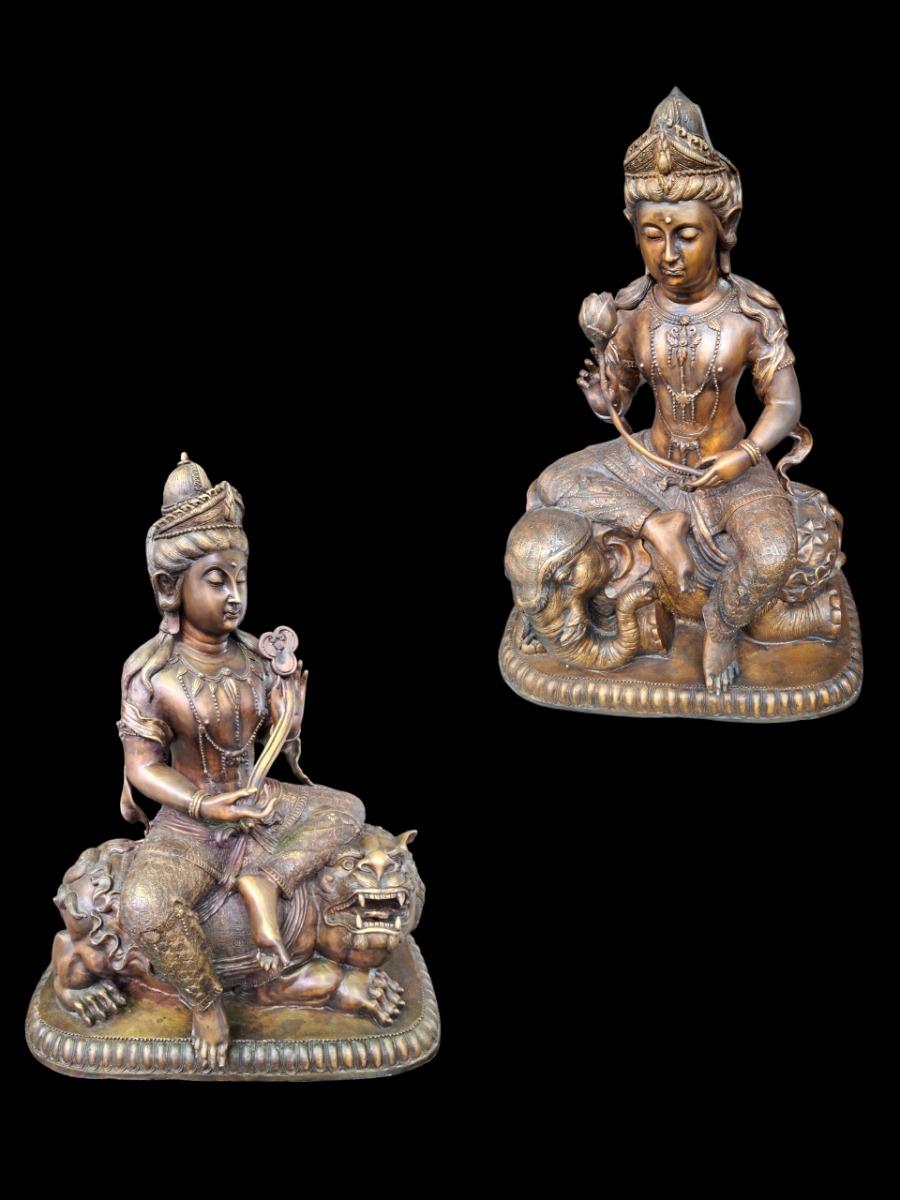 Set of 2 oriental bronzes.