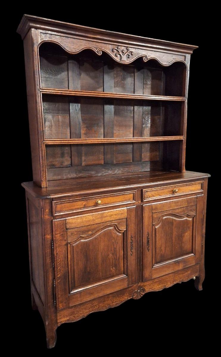 Solid oak cupboard. 